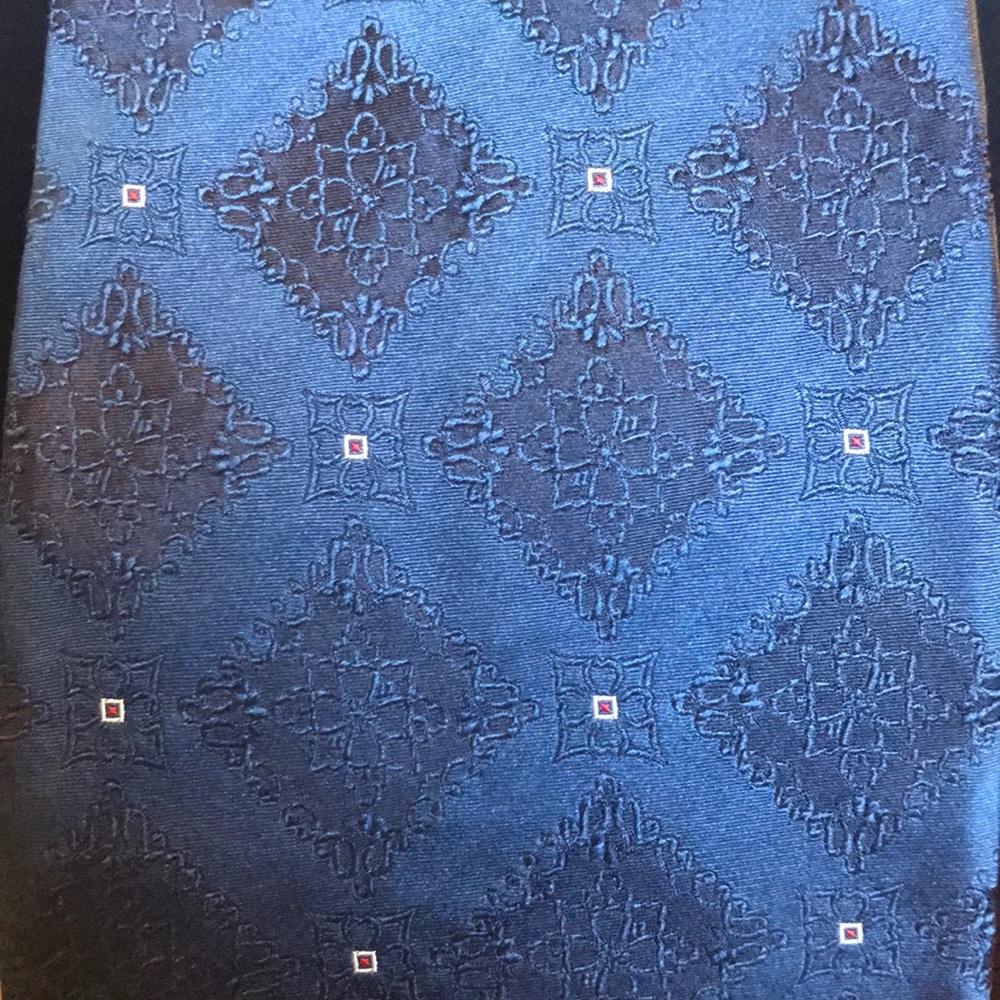 Brioni tie.